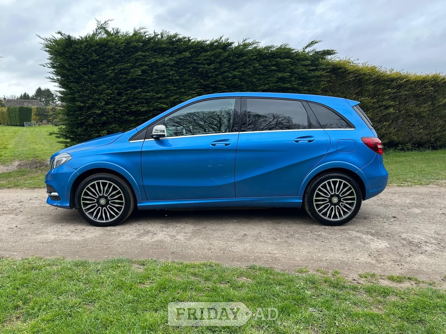 Mercedes-Benz B Class 2016 - Cars