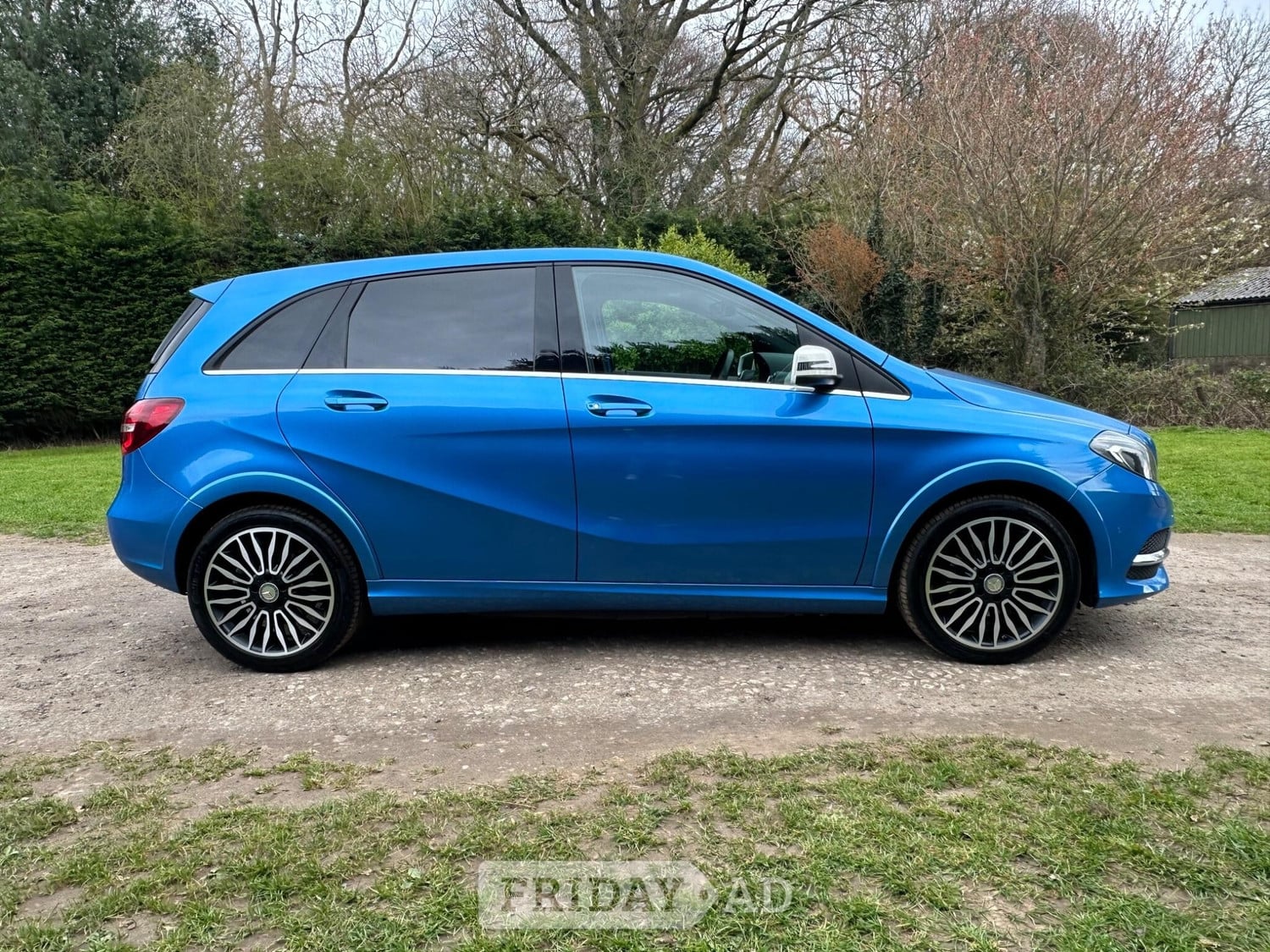 Mercedes-Benz B Class 2016 - Cars in Westerham