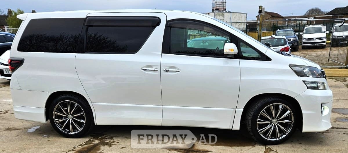 [ berth ]Toyota Vellfire