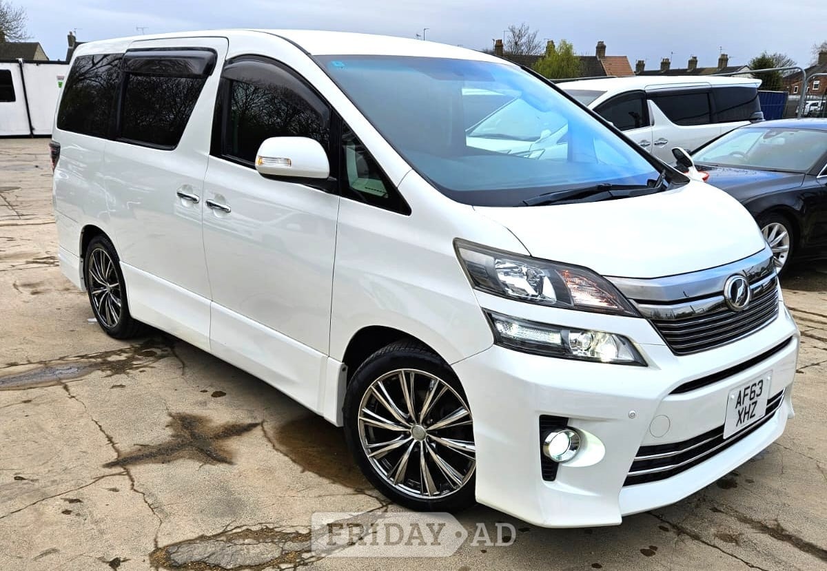 Toyota Vellfire March