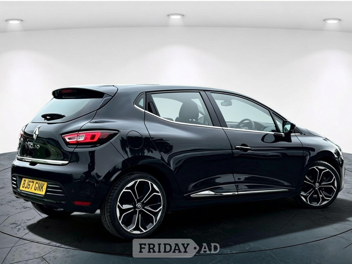 Renault Clio 2017 - Cars in Walsall