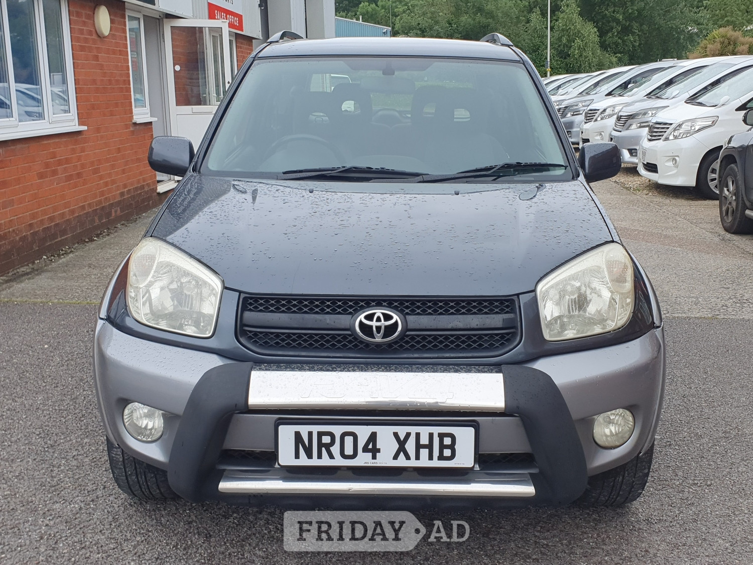 Toyota RAV4 2004 - Cars in Honiton
