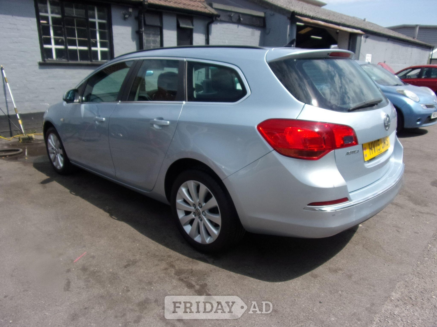 Vauxhall Astra 2015 - Cars