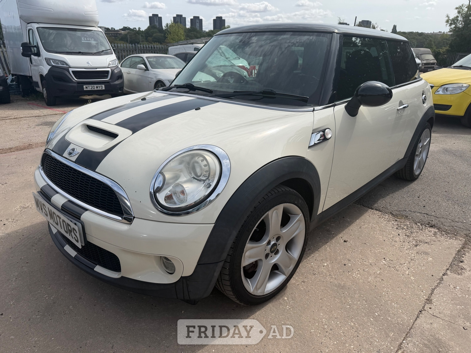 [ berth ]Mini Hatch