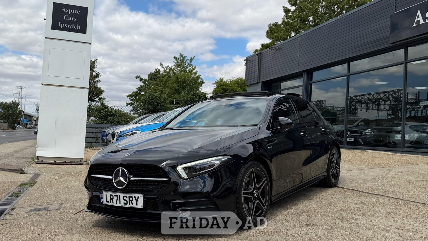 [ berth ]Mercedes-Benz A Class