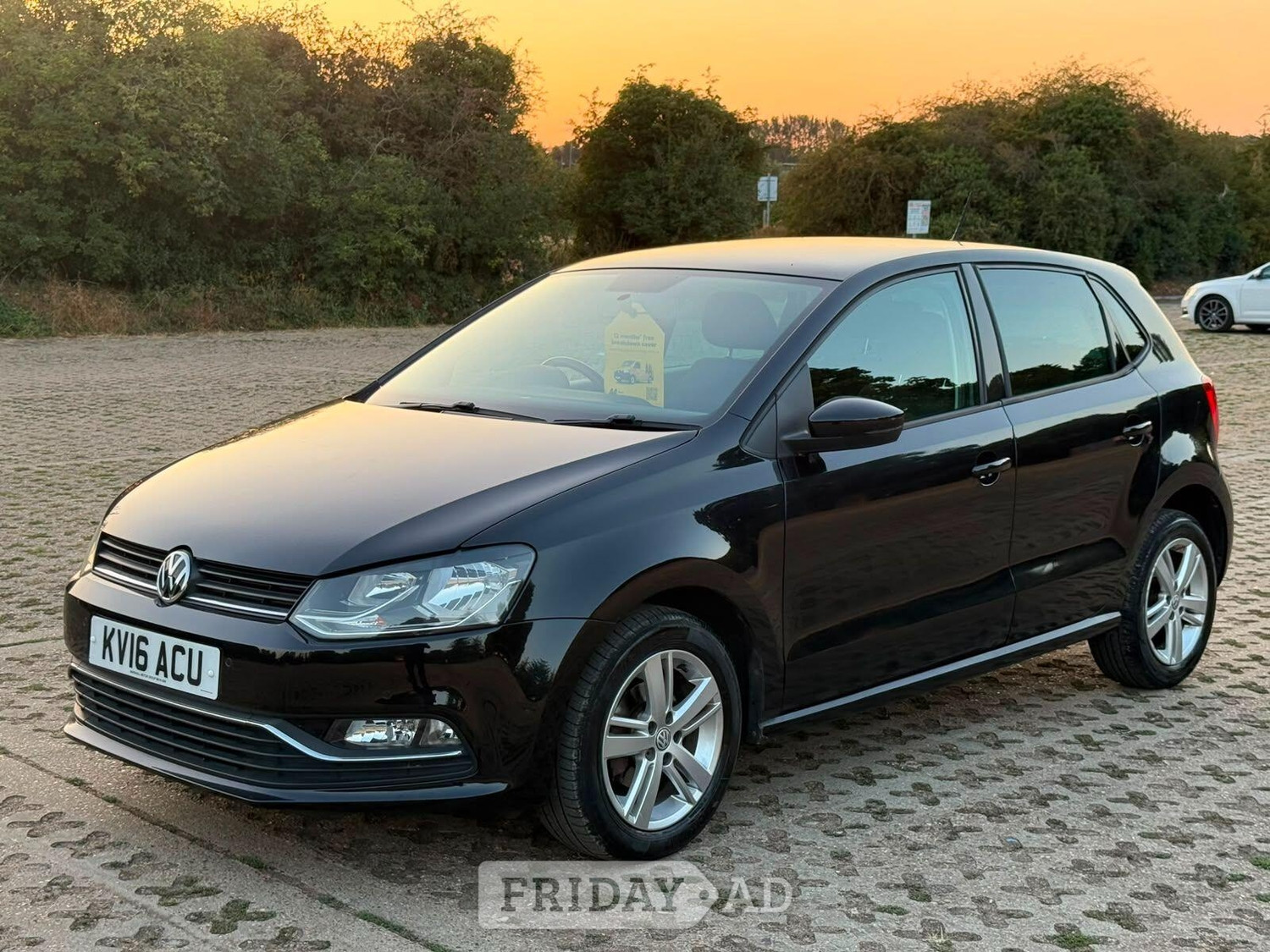 Volkswagen Polo 2016 - Cars in Swanley
