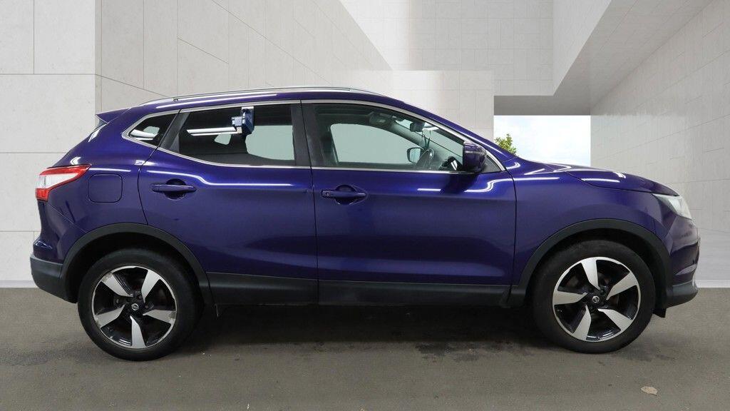 Nissan Qashqai 2016 - Cars