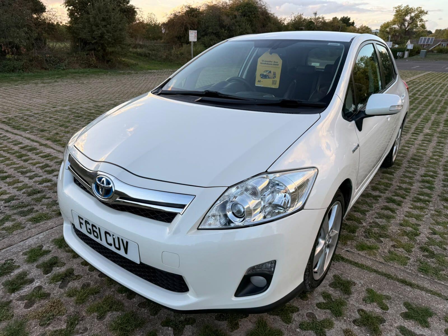 Toyota Auris 2011 - Cars