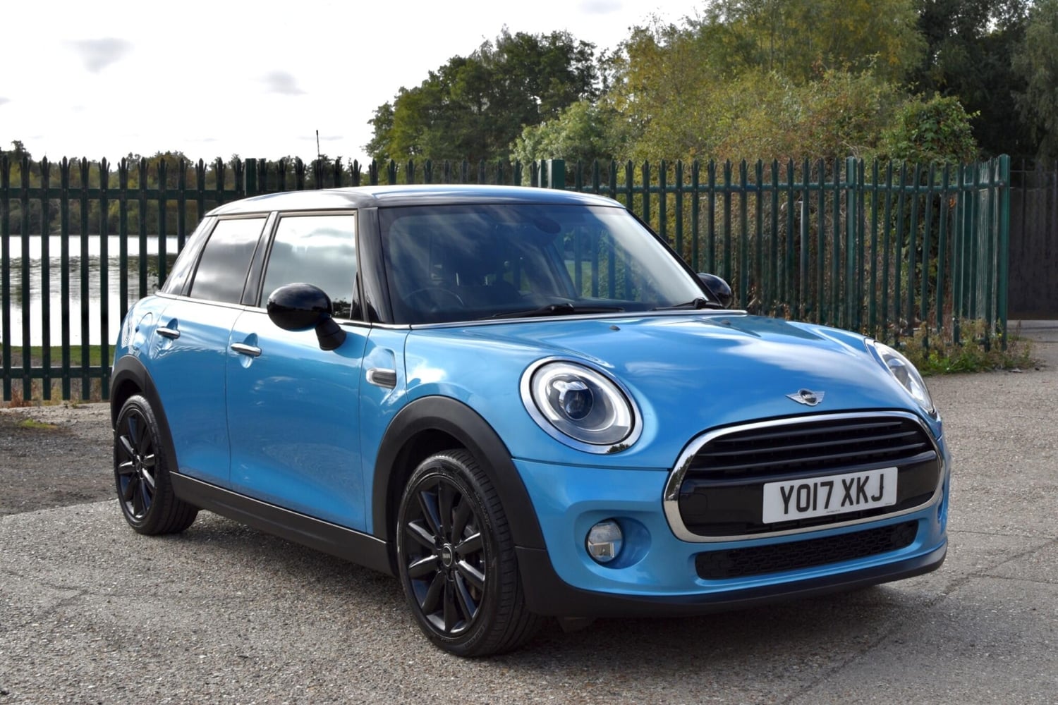 Mini Hatch Reading