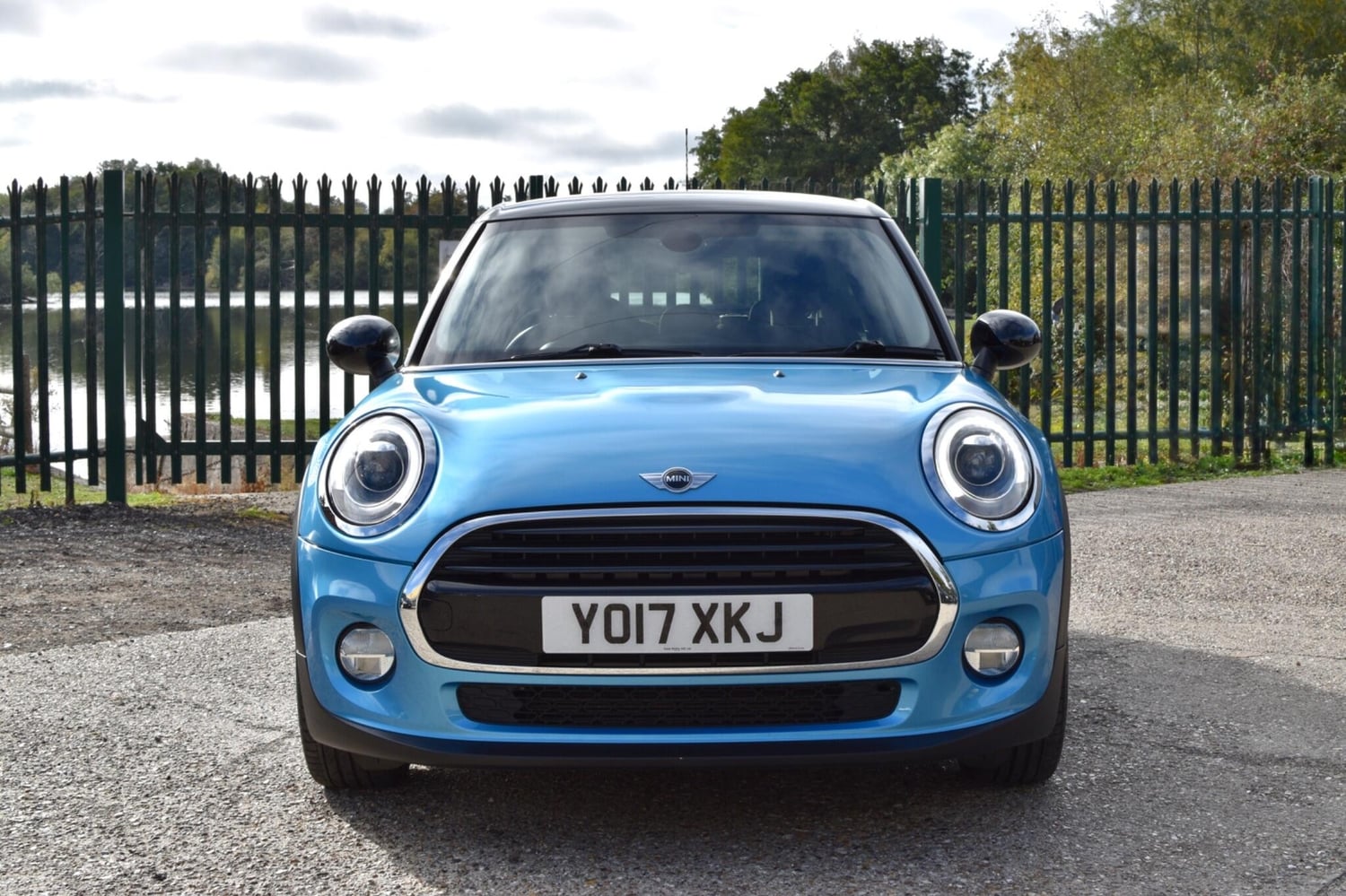 [ berth ]Mini Hatch