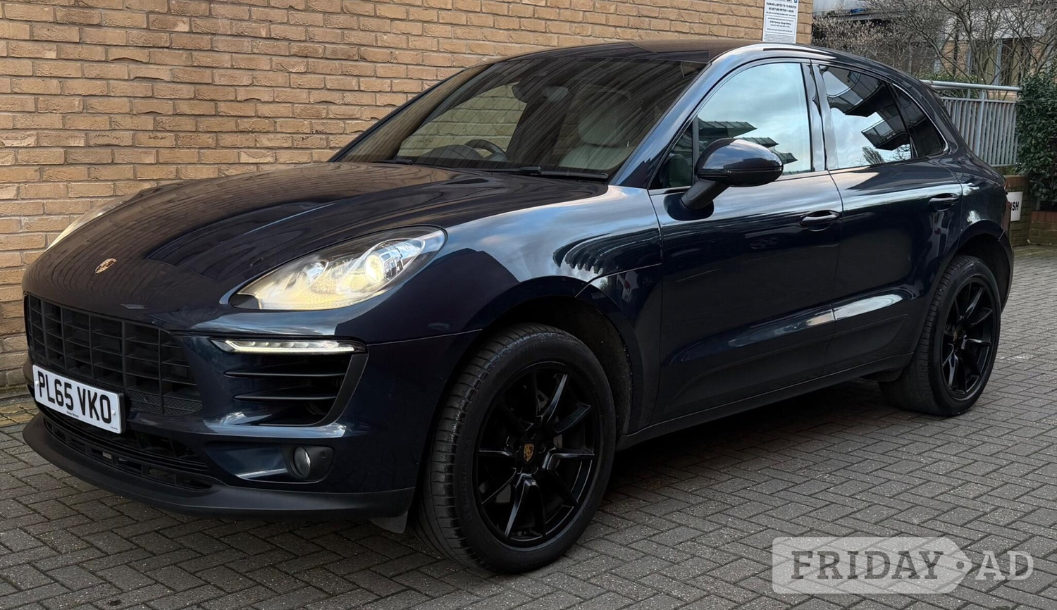 Porsche Macan 2015 - Cars in Willesden