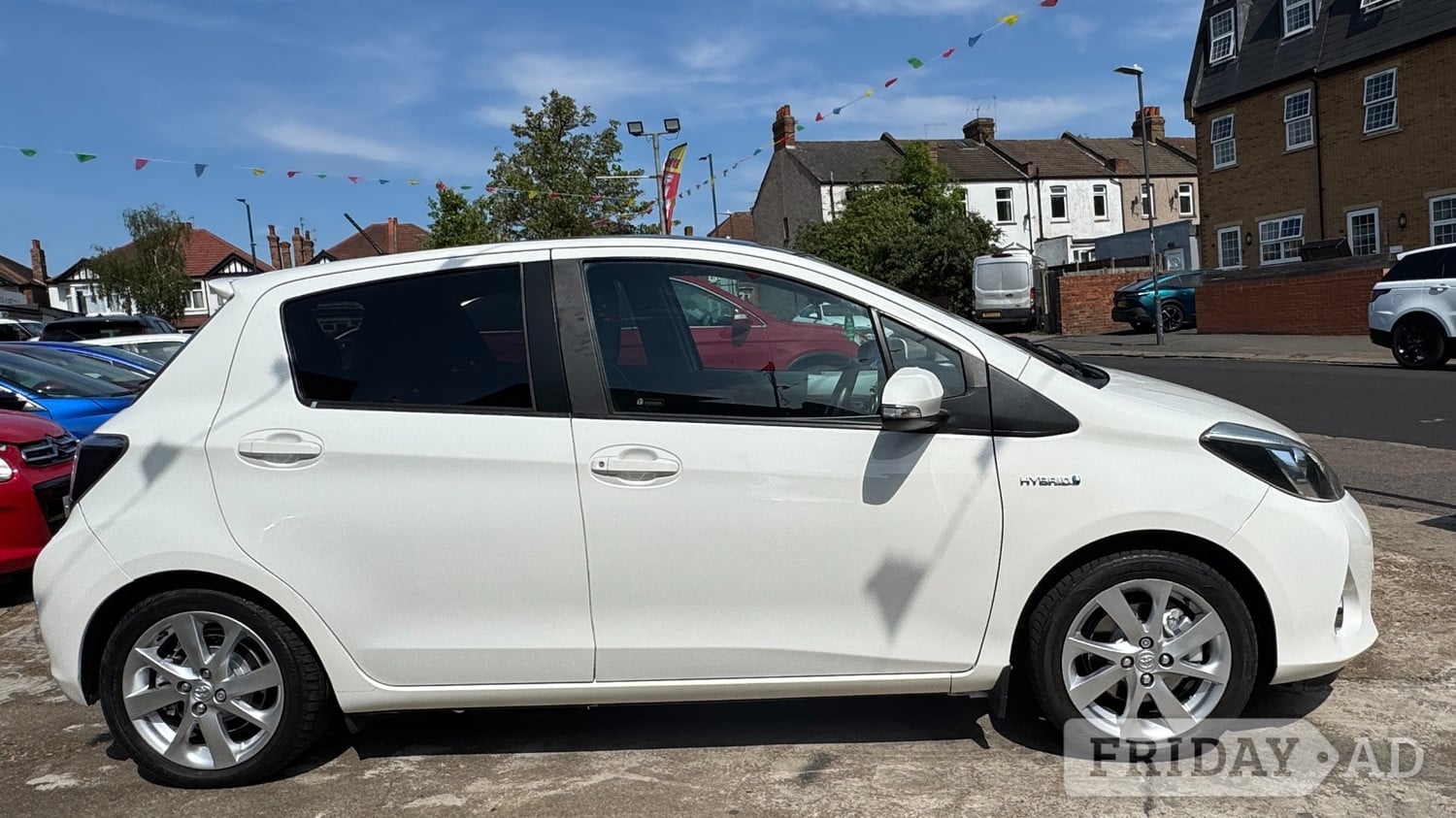 Toyota Yaris 2012 - Cars