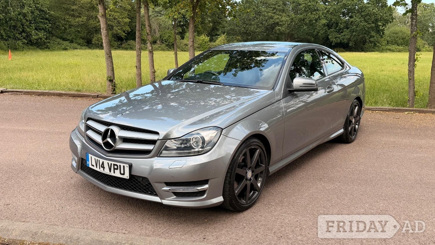 [ berth ]Mercedes-Benz C Class