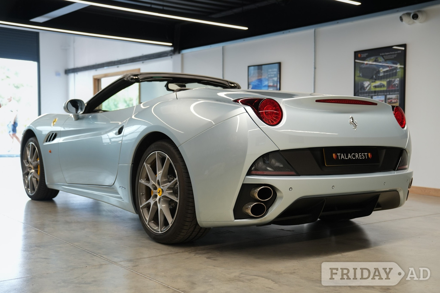 Ferrari California 2011 - Cars