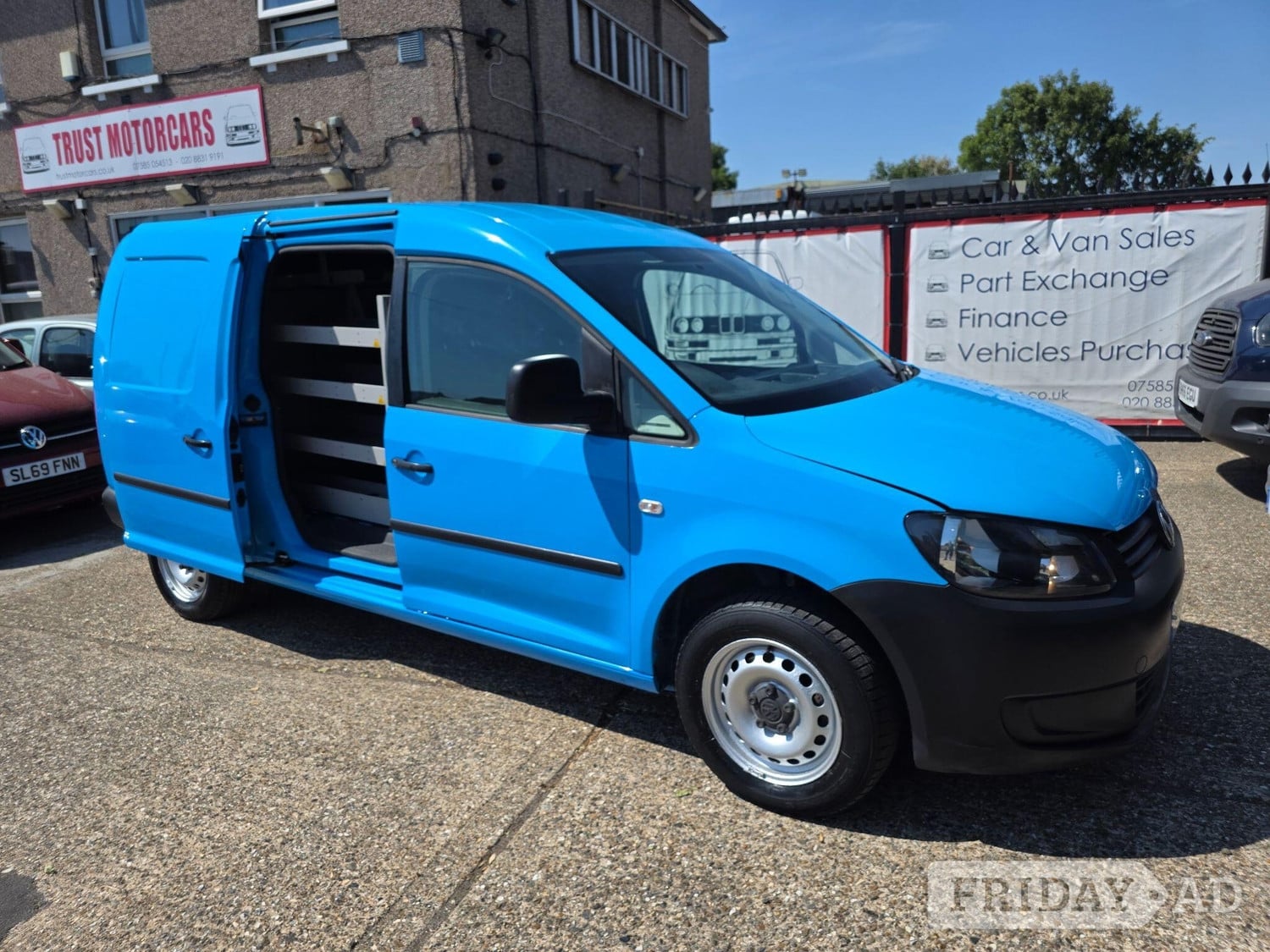 [ berth ]Volkswagen Caddy