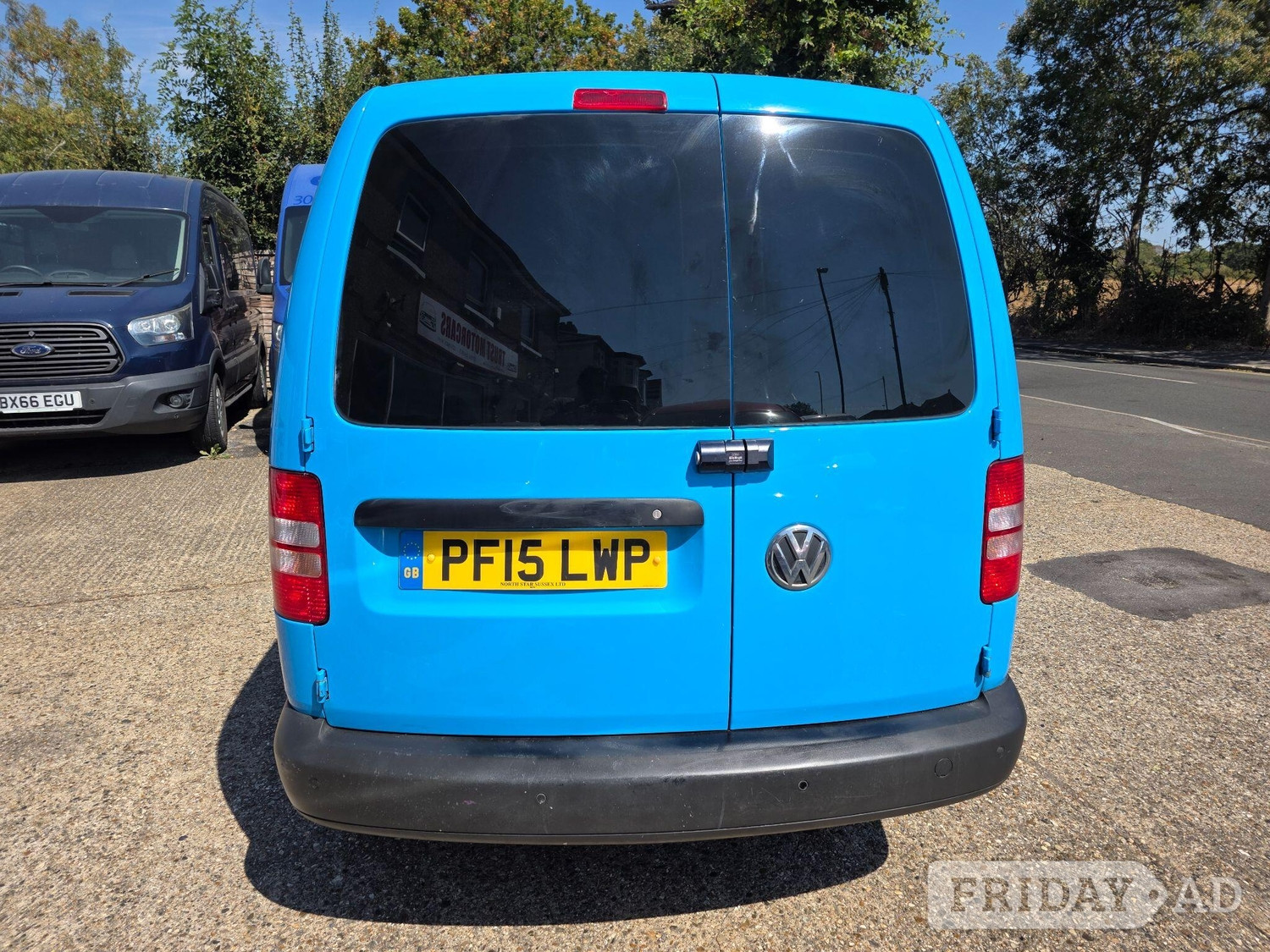 Volkswagen Caddy 2015 - Vans & Commercial Vehicles