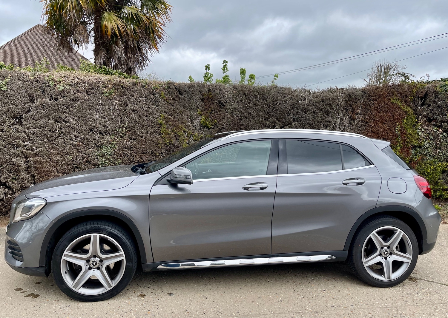 [ berth ]Mercedes-Benz GLA