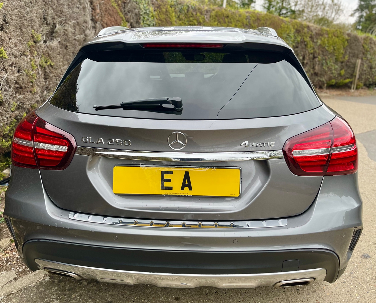 Mercedes-Benz GLA 2018 - Cars