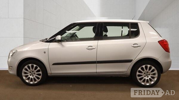 Skoda Fabia 2010 - Cars