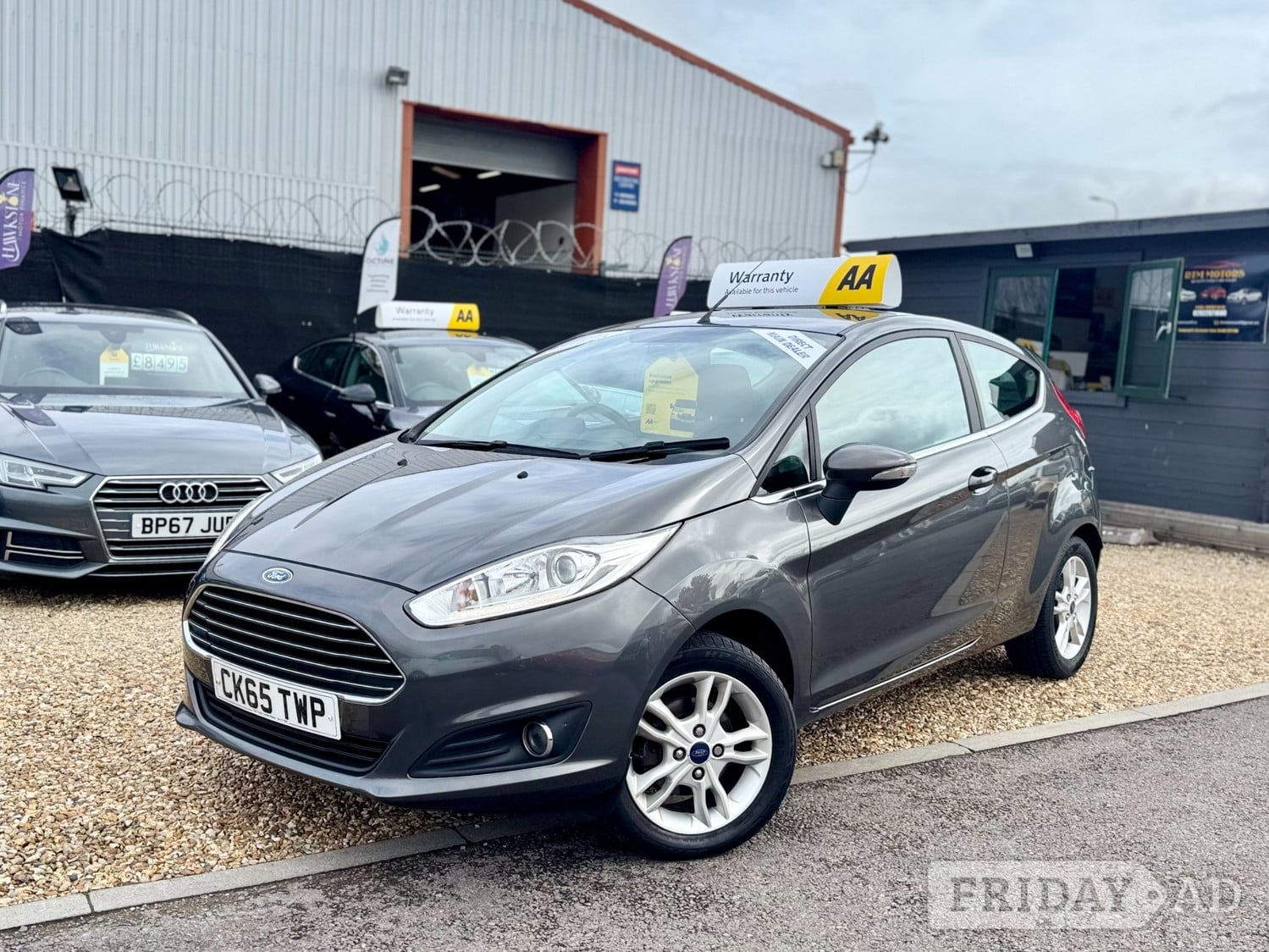 [ berth ]Ford Fiesta