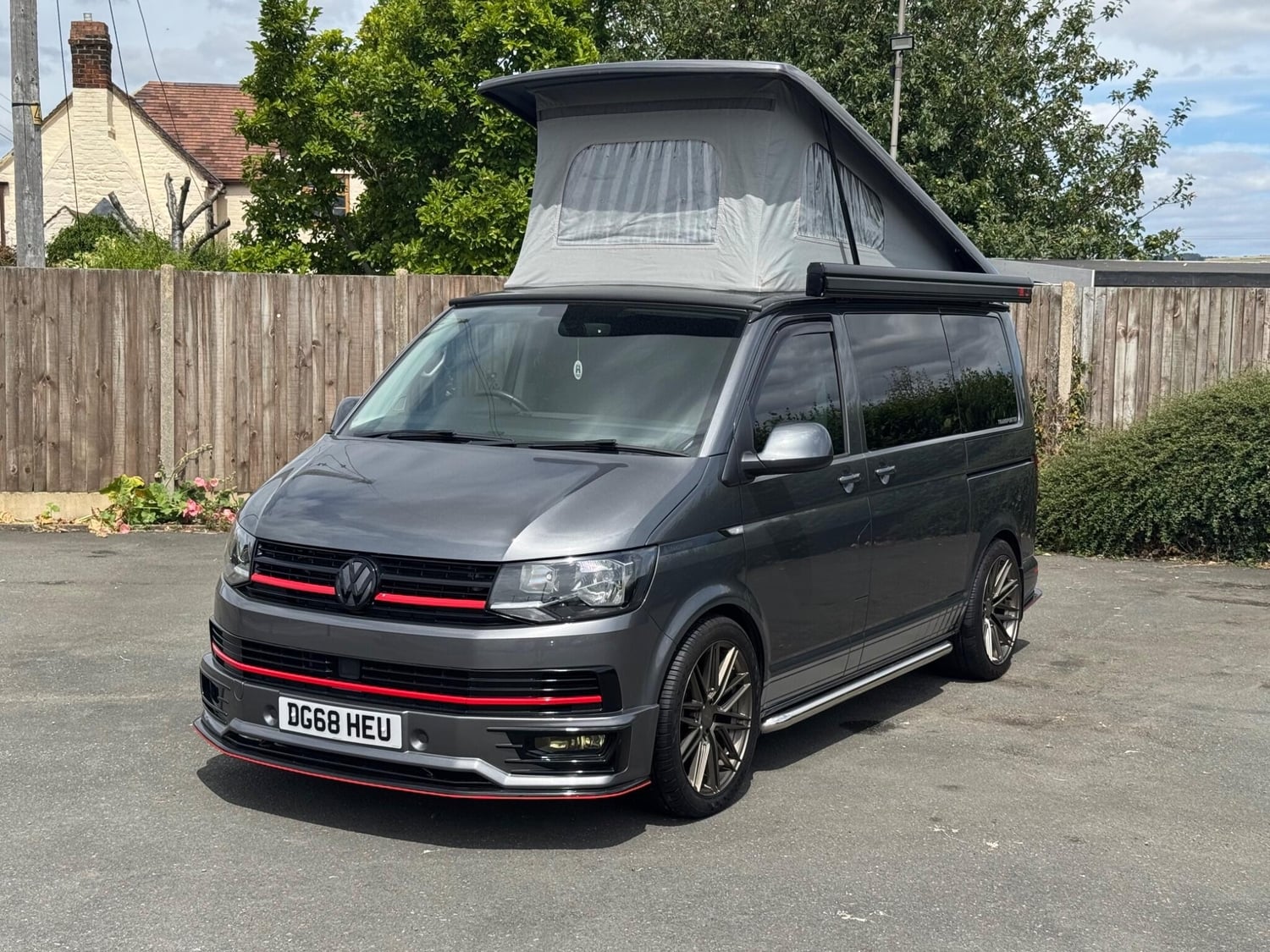[ berth ]Camper King Monte Carlo