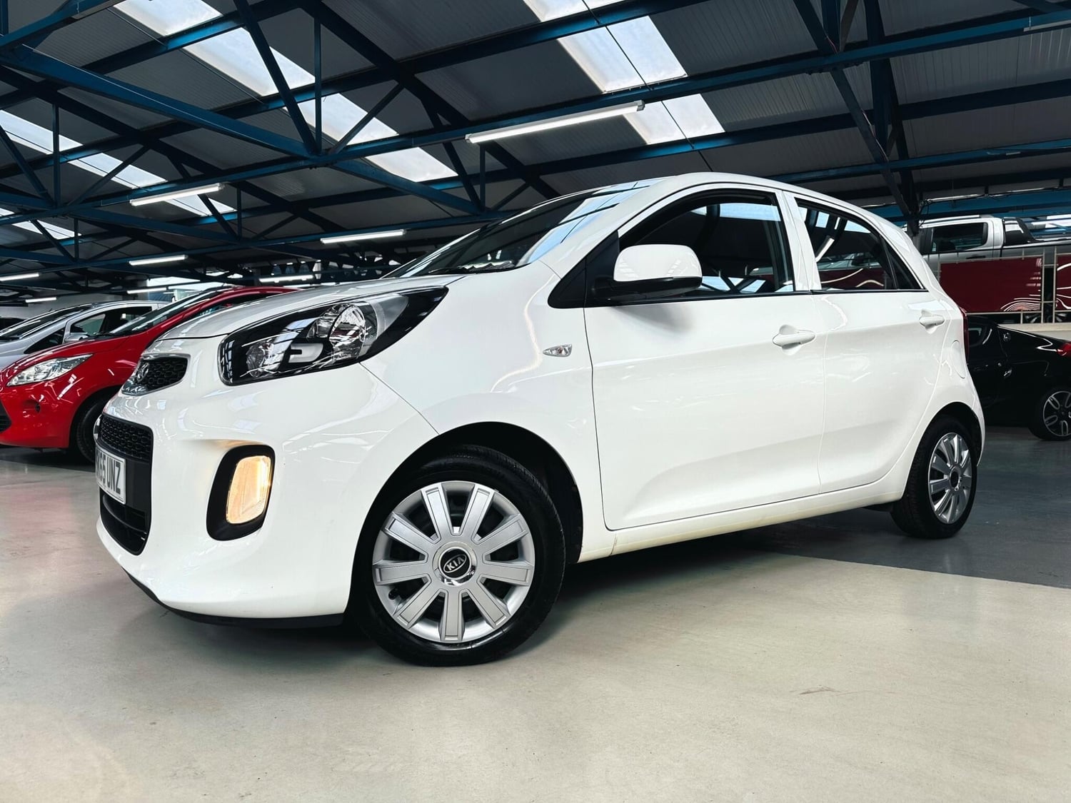Kia Picanto 2015 - Cars in Bolton