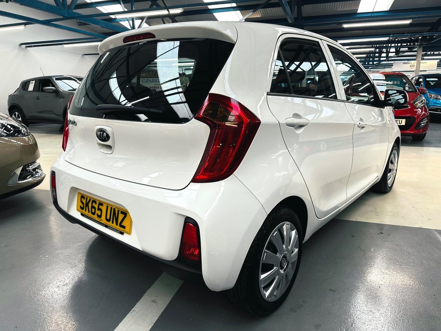 Kia Picanto 2015 - Cars