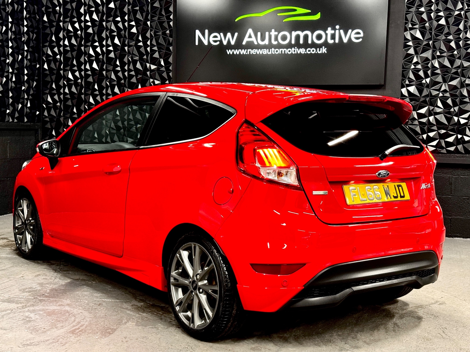 Ford Fiesta 2016 - Cars