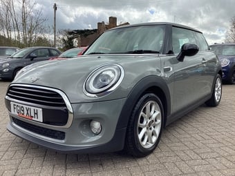 Mini Hatch 2019
