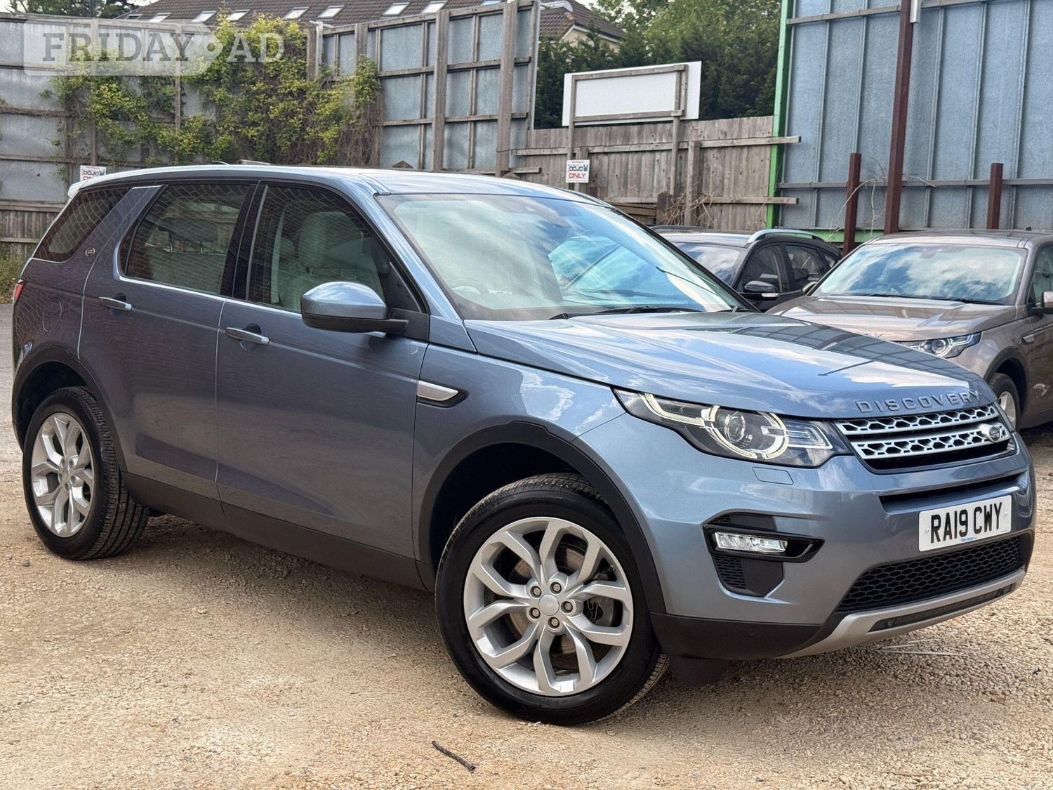 Land Rover Discovery Sport 2019 in Bristol