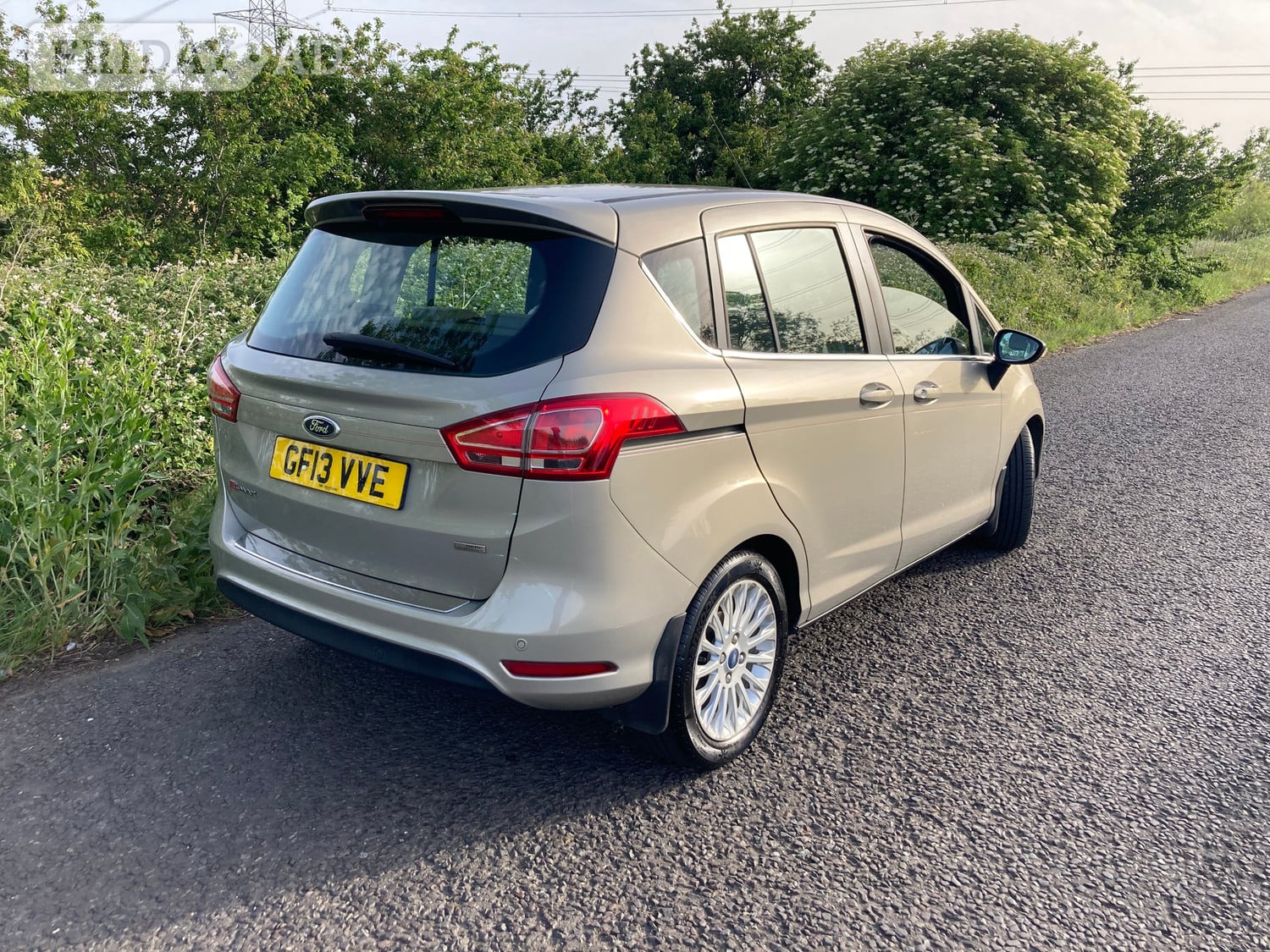 [ berth ]Ford B-MAX