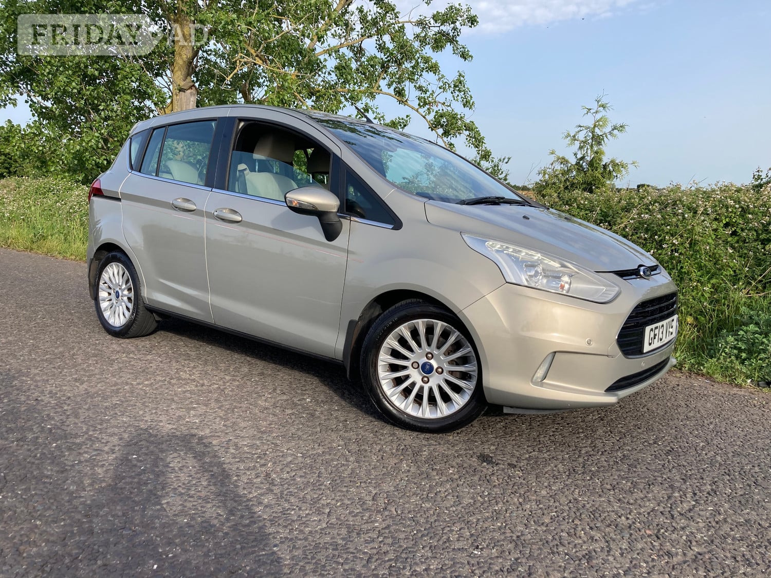 Ford B-MAX 2013 - Cars in Sittingbourne