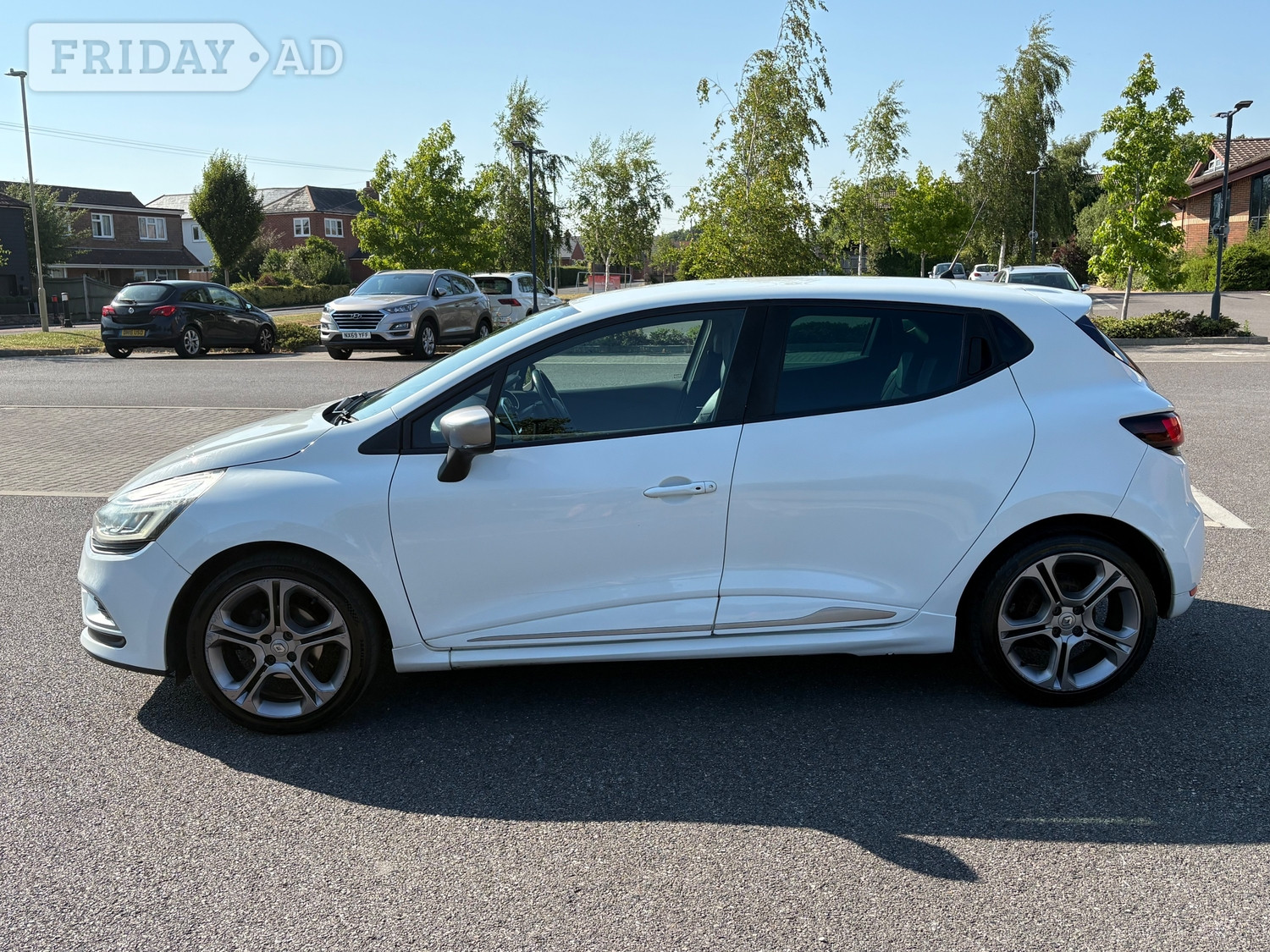 Renault Clio 2018 - Cars