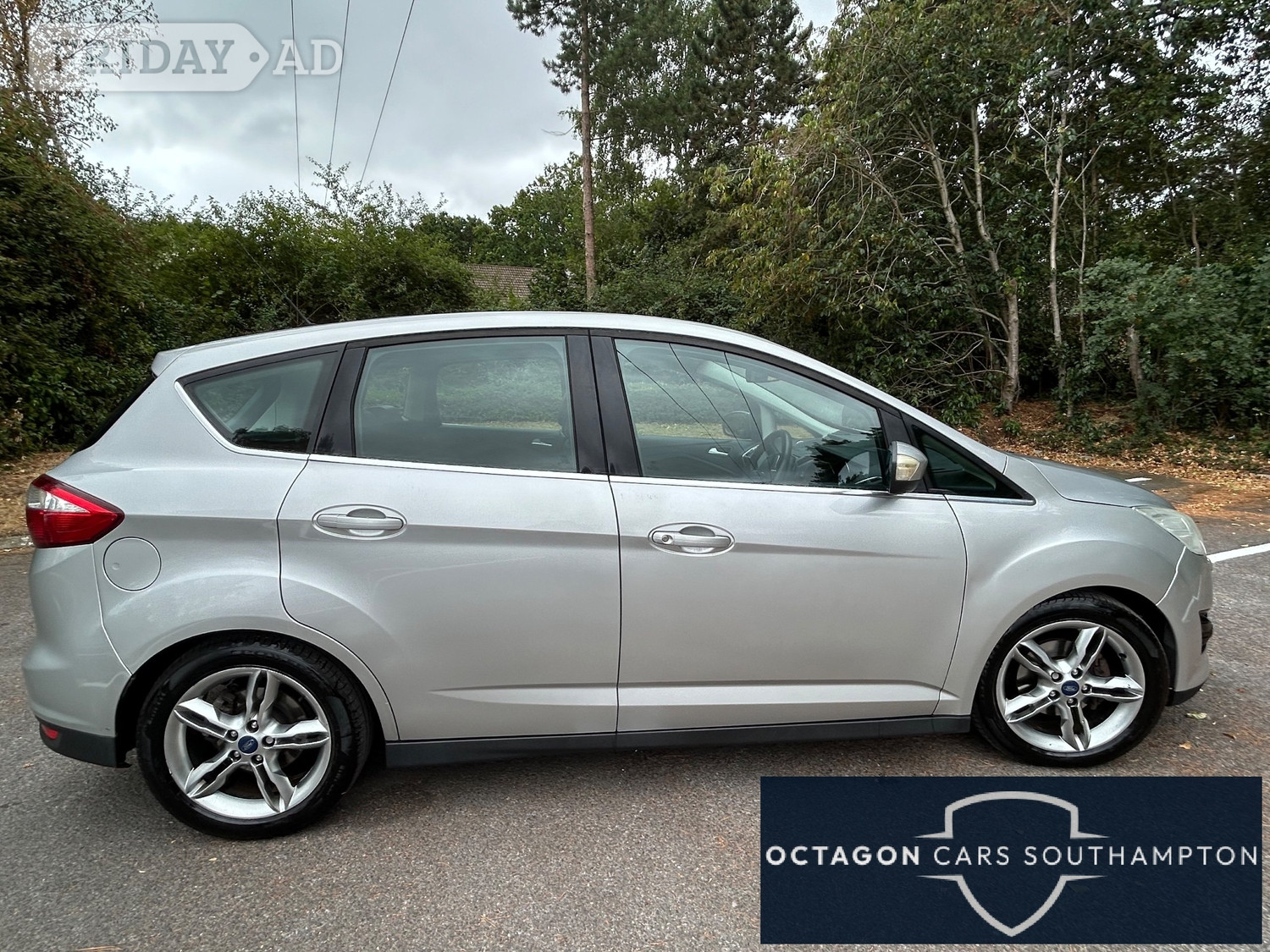 [ berth ]Ford C-MAX