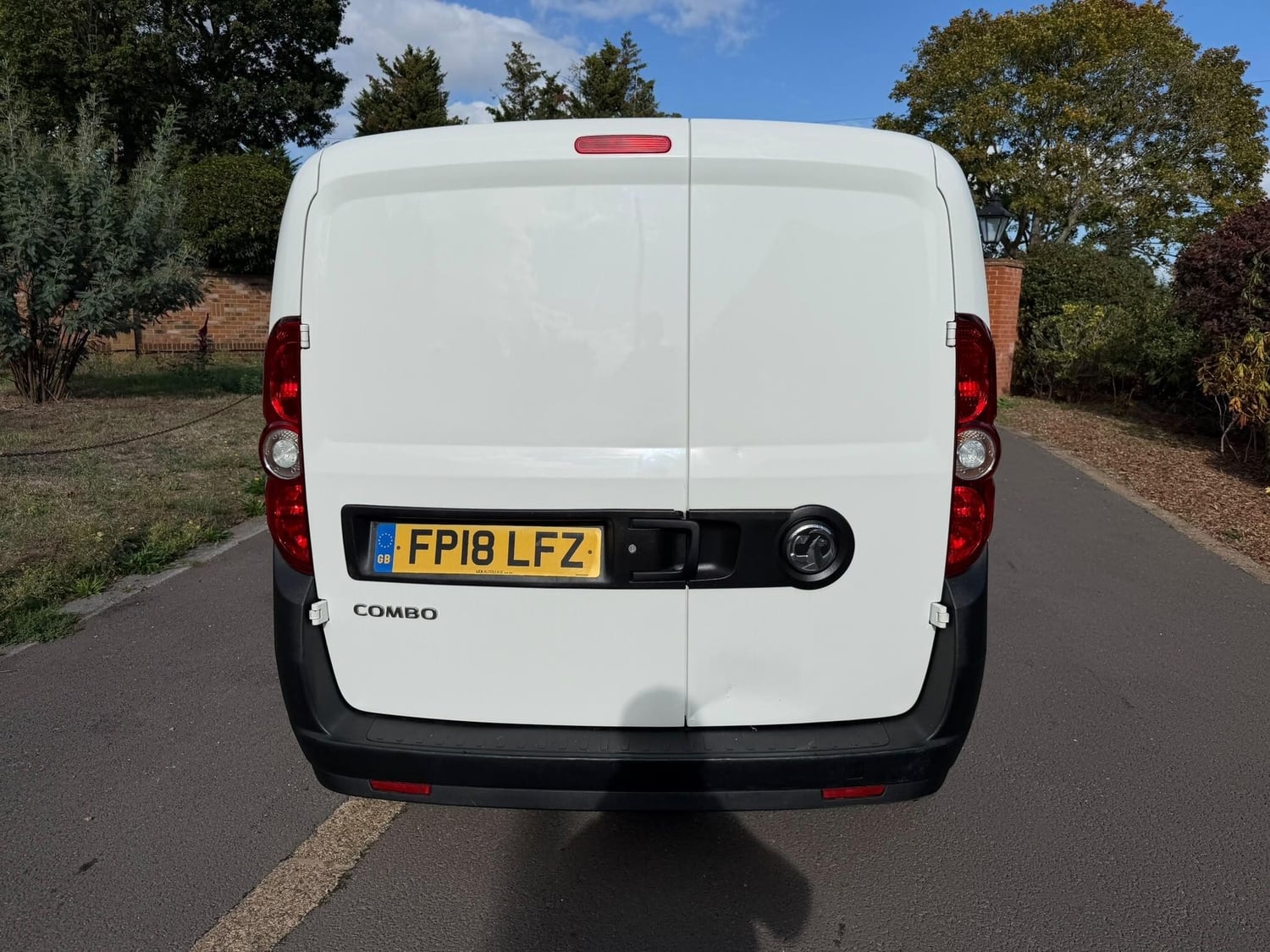 Vauxhall Combo 2018 - Vans & Commercial Vehicles