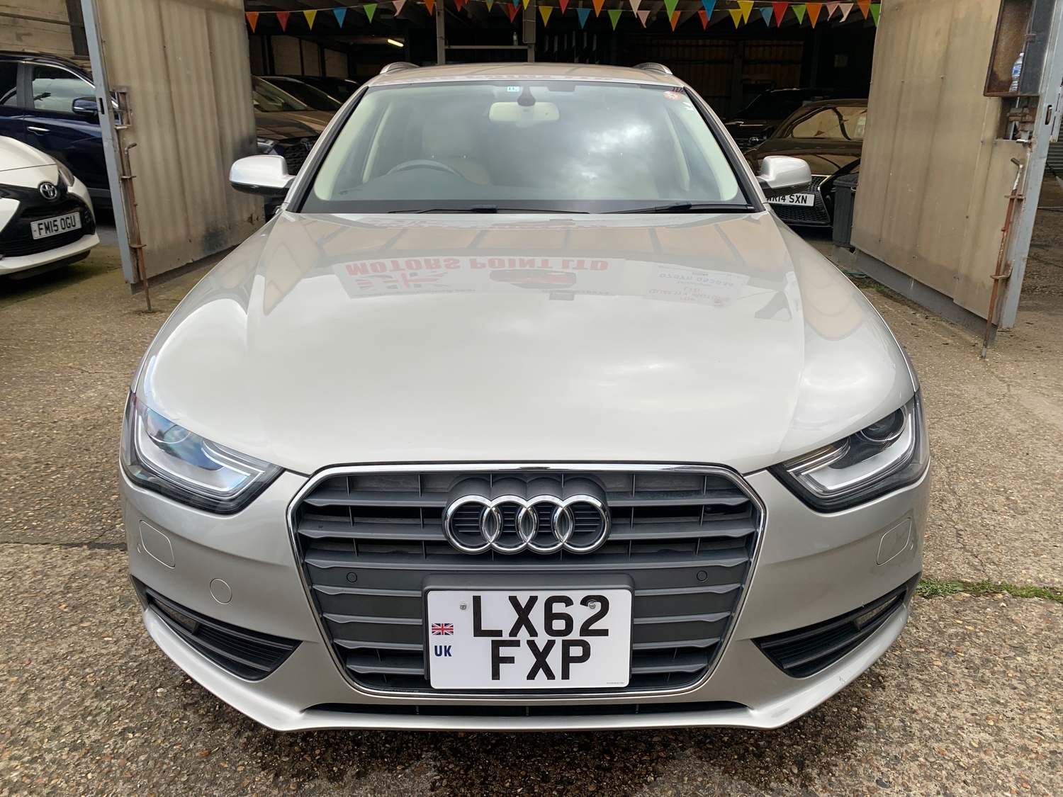 Audi A4 2012 - Cars