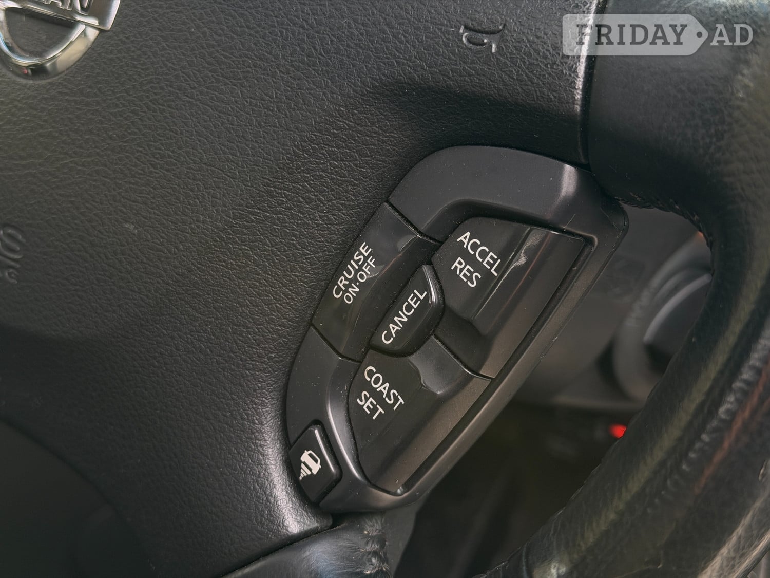 Nissan Elgrand 2009 - Cars in Birmingham