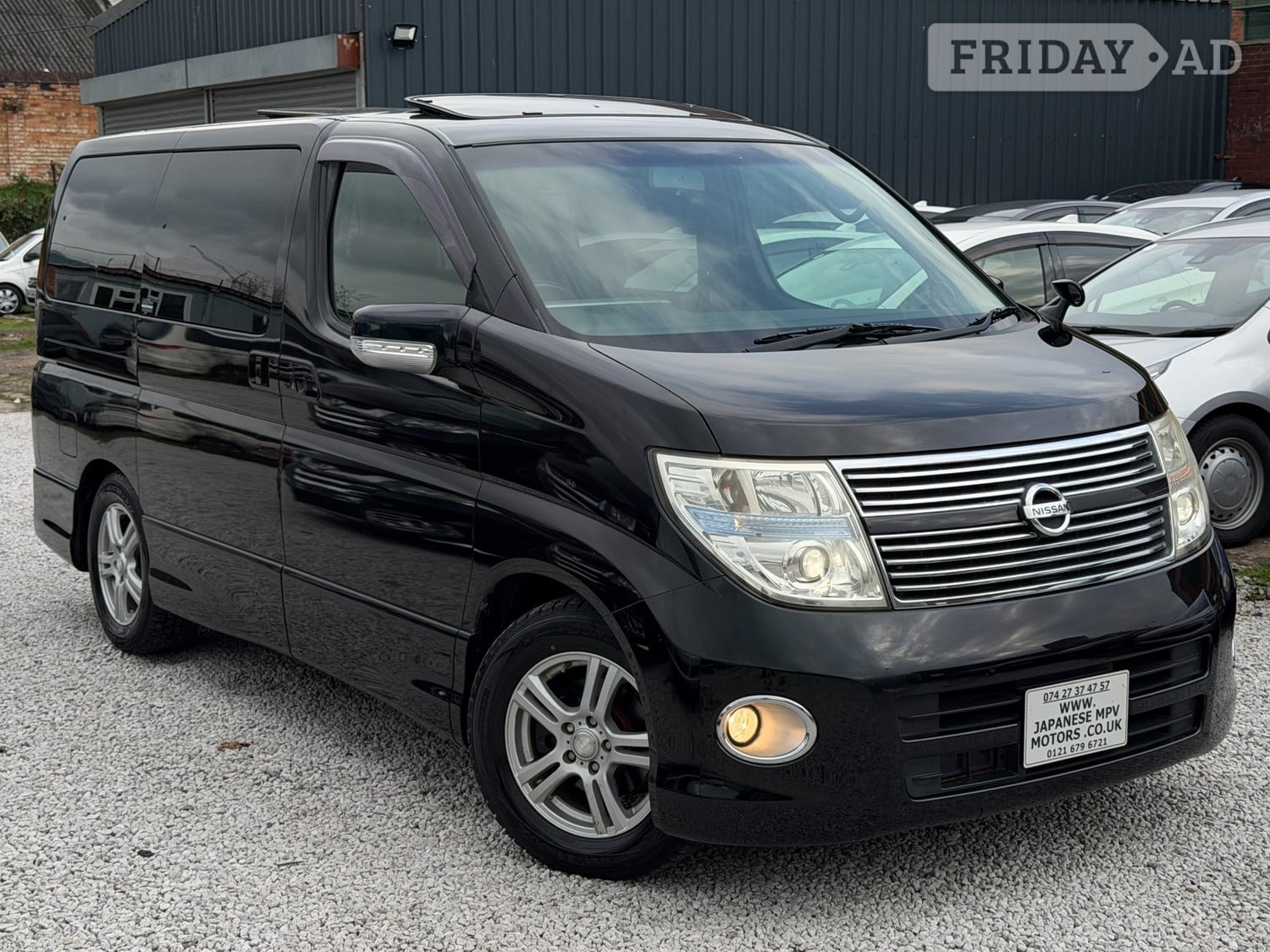 Nissan Elgrand 2009 in Birmingham