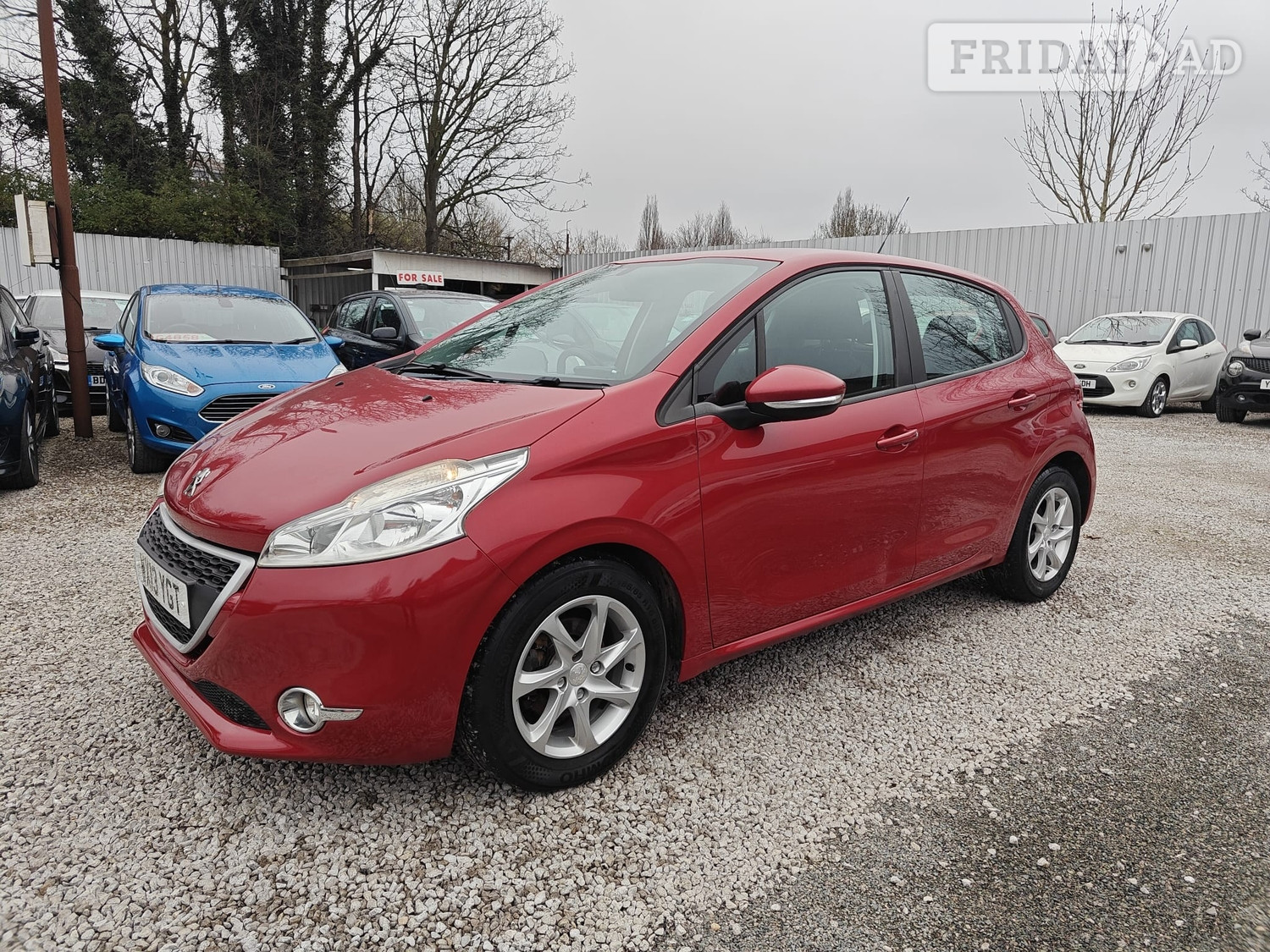 [ berth ]Peugeot 208