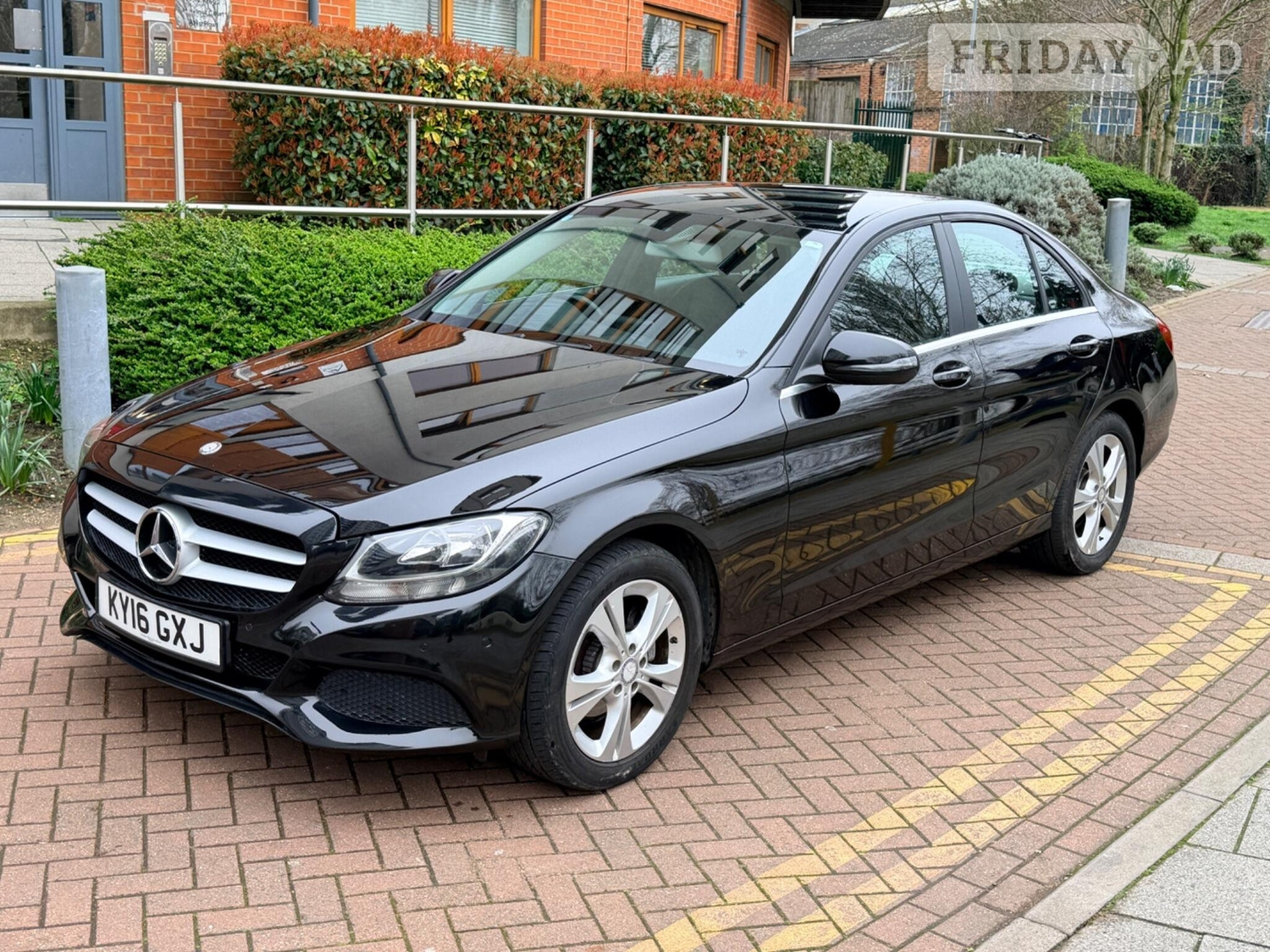 Mercedes-Benz C Class 2016 in Wembley