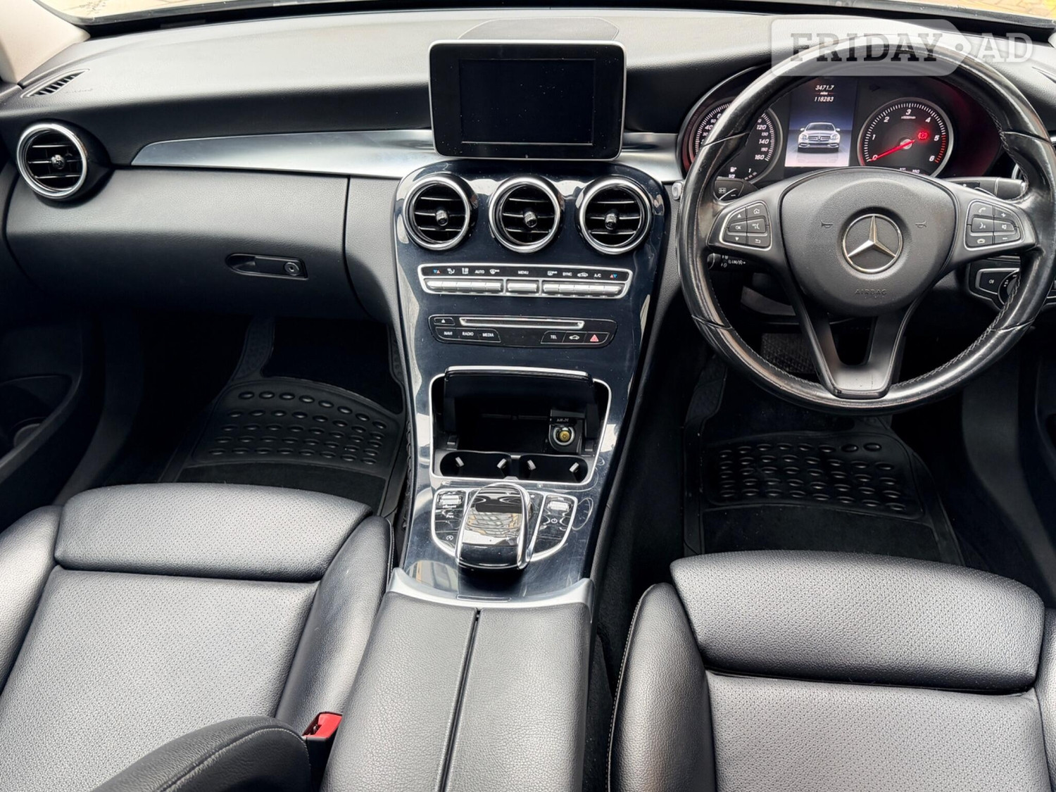 [ berth ]Mercedes-Benz C Class