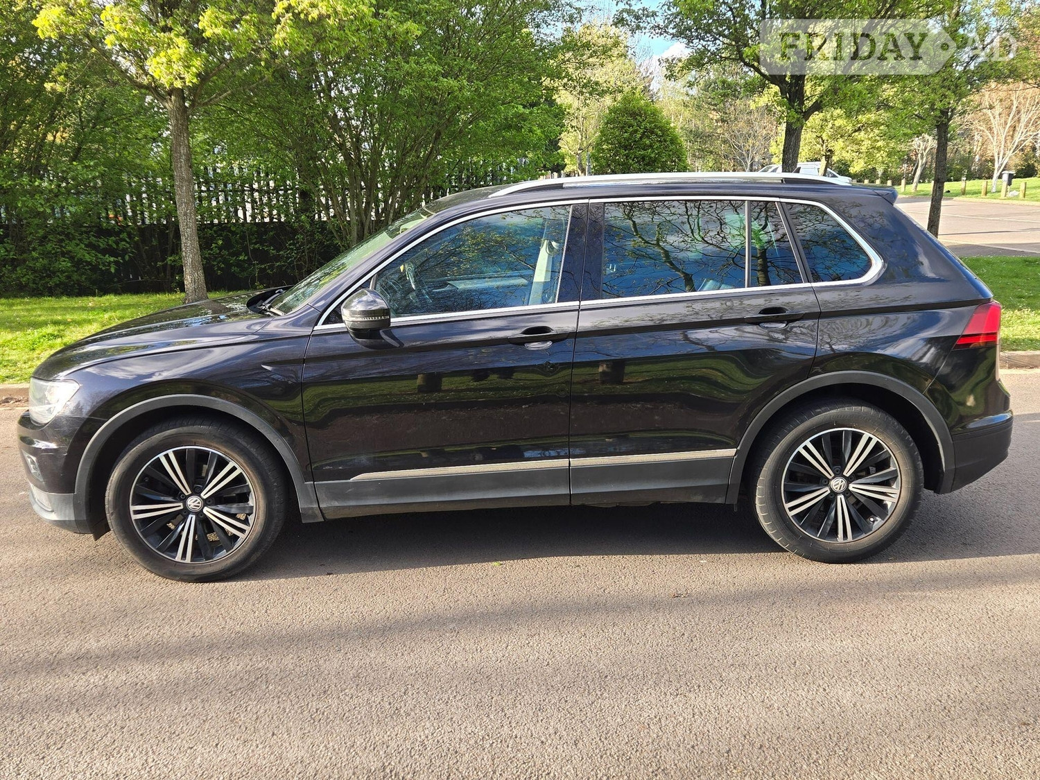Volkswagen Tiguan 2017 - Cars