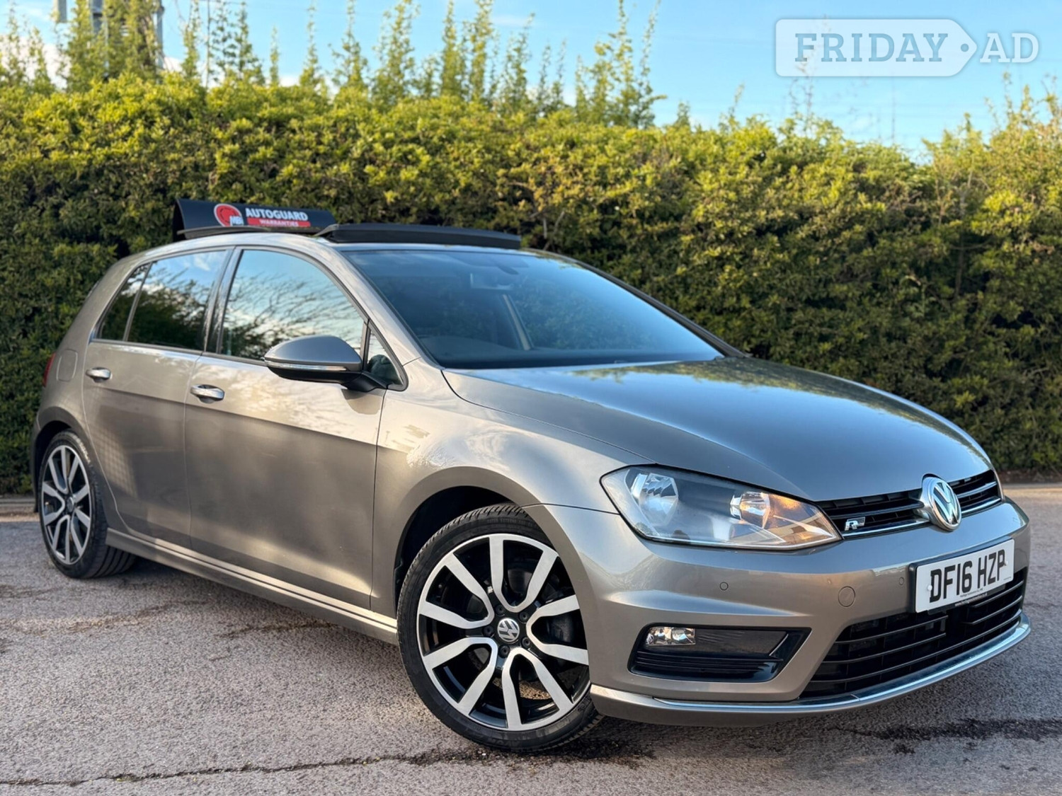 Volkswagen Golf 2016 in Swindon