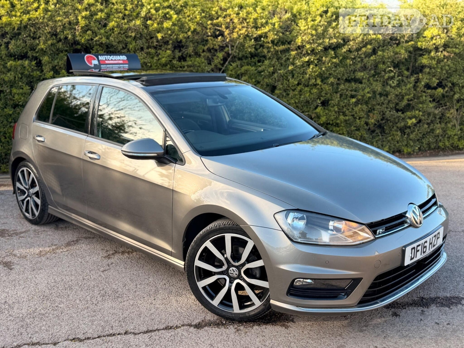 Volkswagen Golf 2016 - Cars