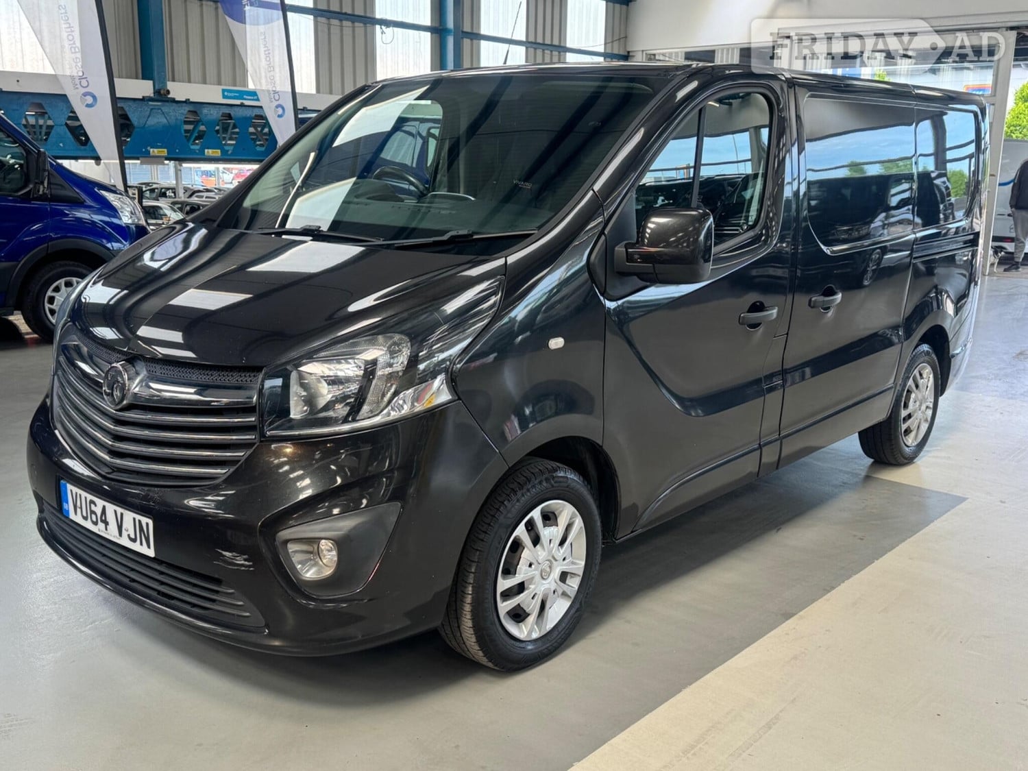 [ berth ]Vauxhall Vivaro