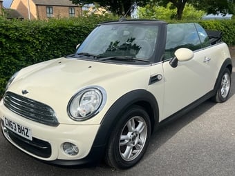 Mini Convertible 2013