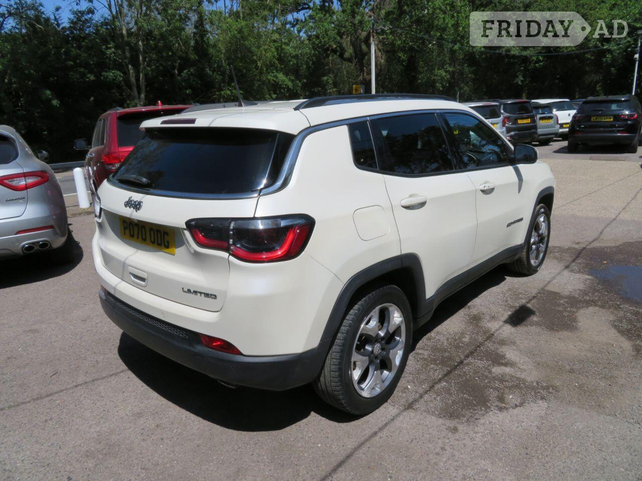 [ berth ]Jeep Compass