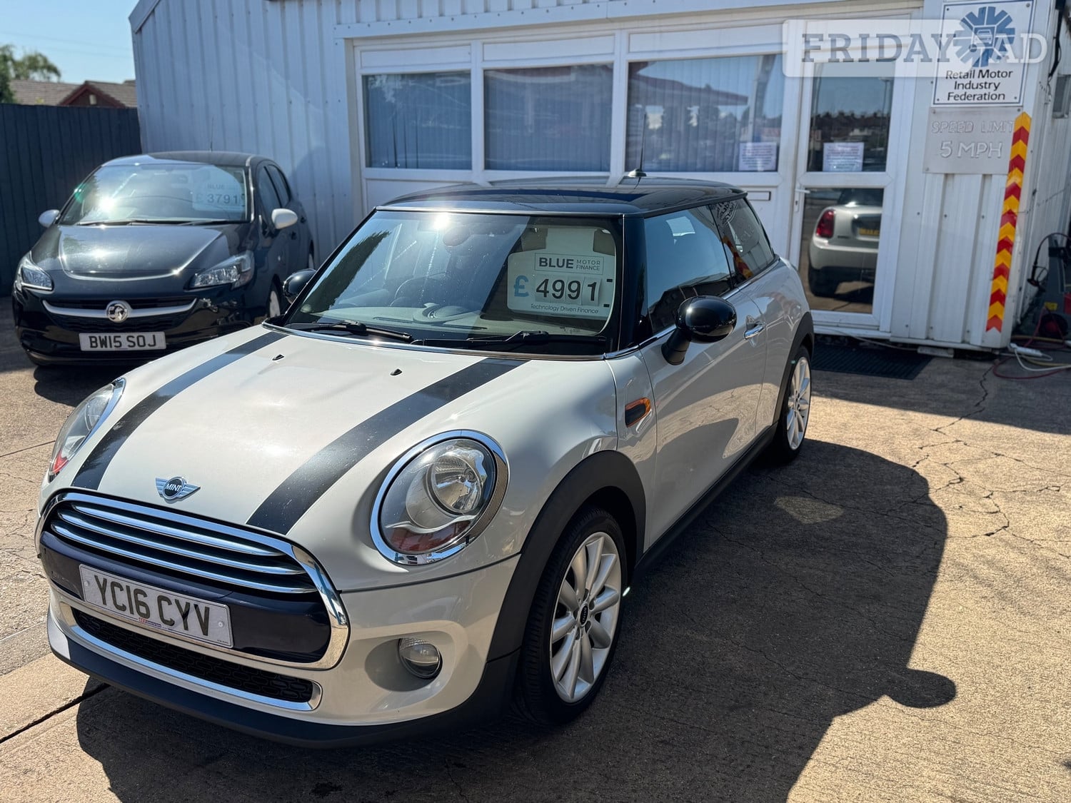 [ berth ]Mini Hatch
