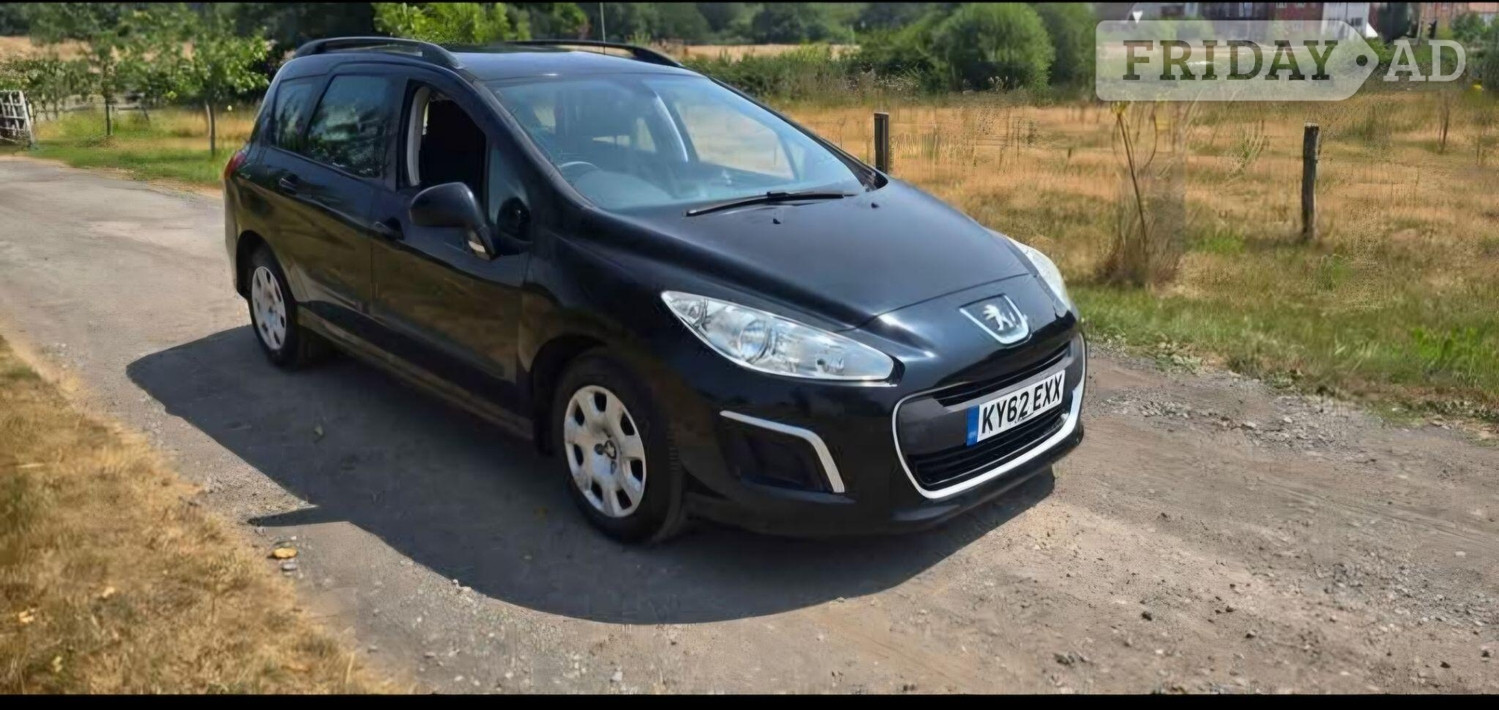 Peugeot 308 SW 2012 in Southampton