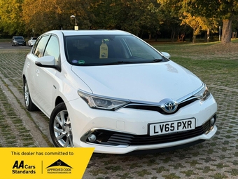 Toyota Auris 2015